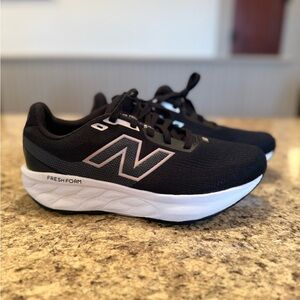 New Balance Black and White Fresh Foam